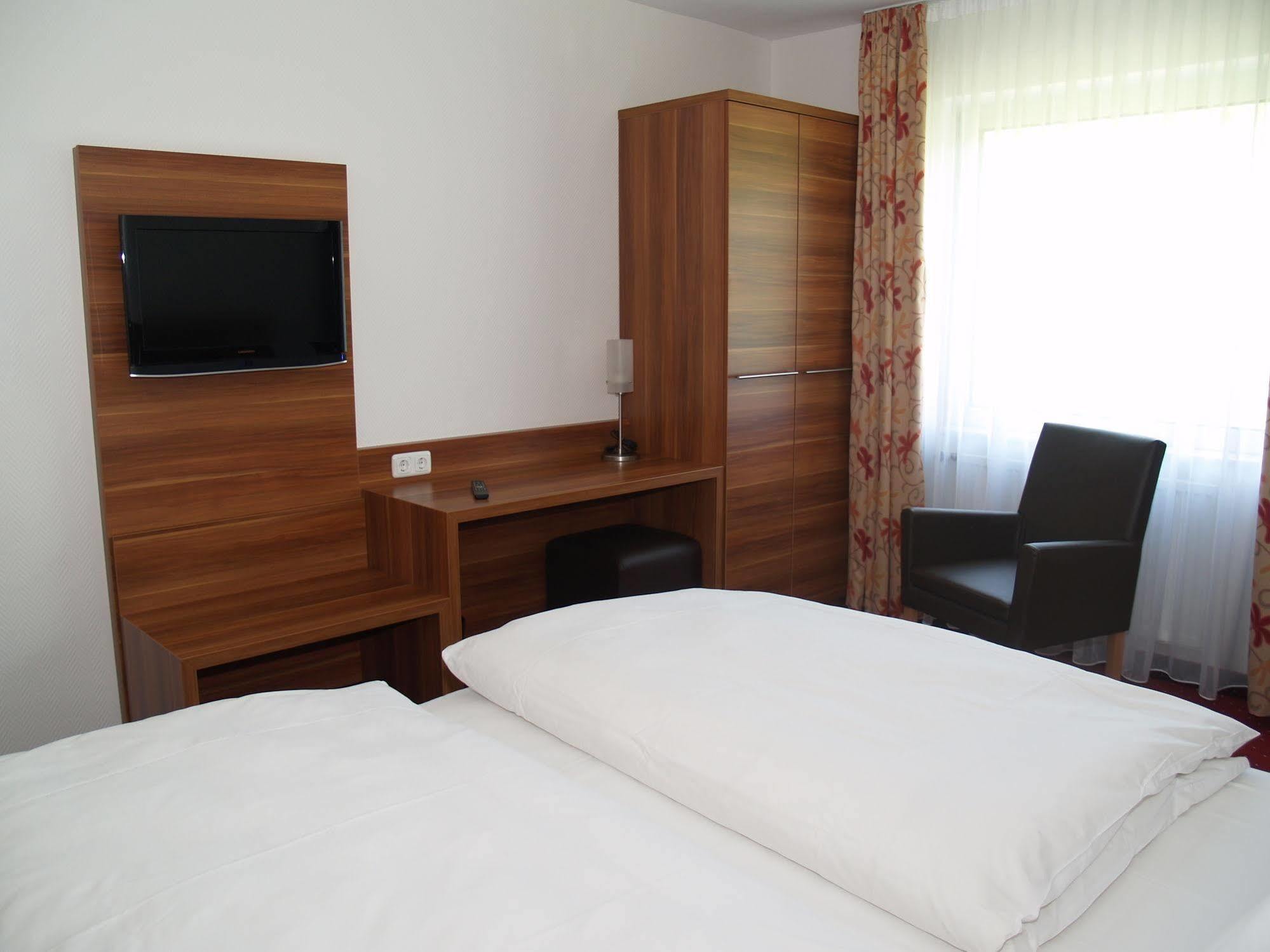 Hotel Felsenkeller Ruedesheim am Rhein Ngoại thất bức ảnh